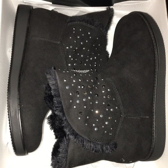BOGO Sale 🔥 New in Box GBG GUESS BOOTIES - Picture 2 of 13